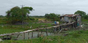 people still living this way, Machala, Ecuador